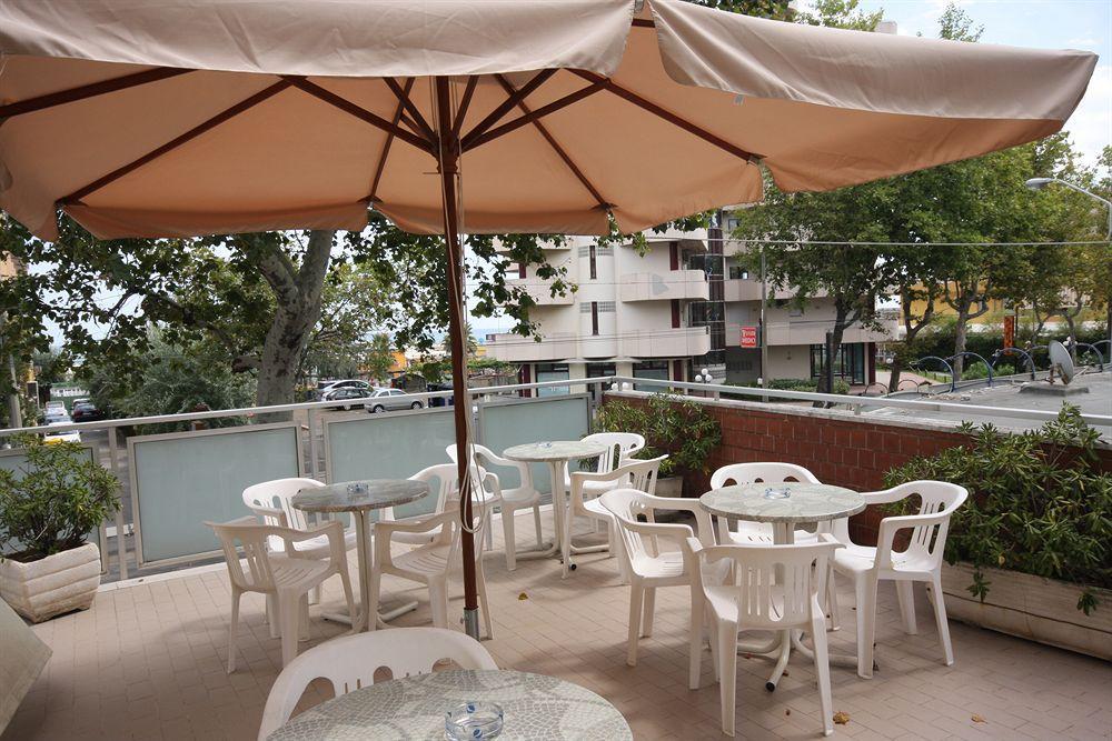 Hotel Sole Mio Rimini Eksteriør bilde