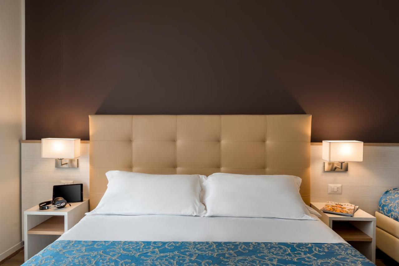 Hotel Sole Mio Rimini Eksteriør bilde