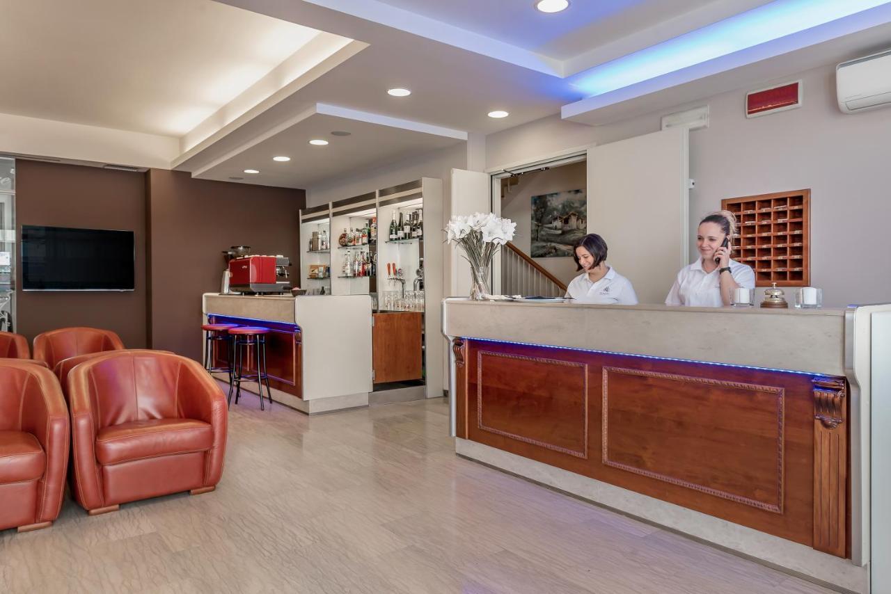 Hotel Sole Mio Rimini Eksteriør bilde