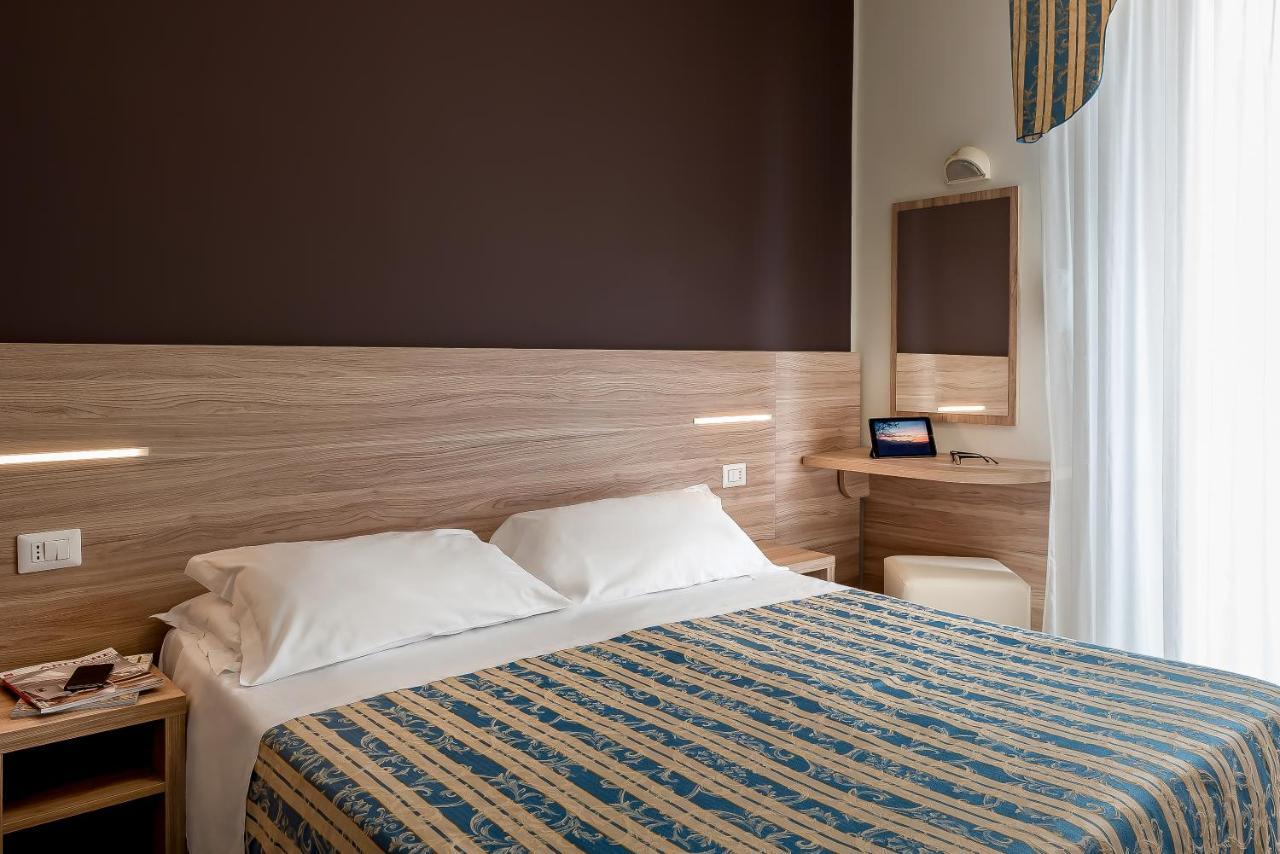 Hotel Sole Mio Rimini Eksteriør bilde
