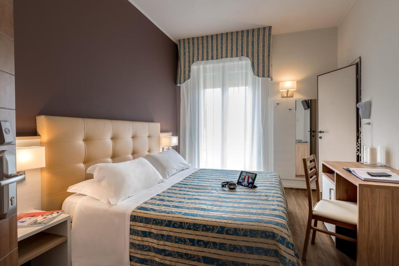 Hotel Sole Mio Rimini Eksteriør bilde